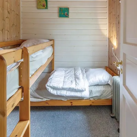Three-bedroom In * Føllenslev