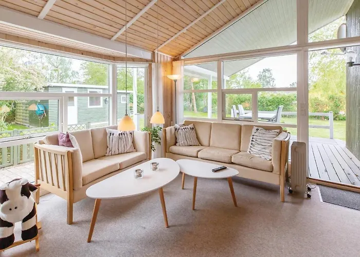 Hébergement de vacances Three-bedroom In